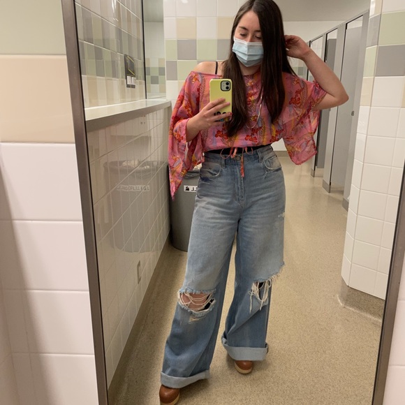 • Y2K floral sheer cinched butterfly crop top • - Picture 4 of 7